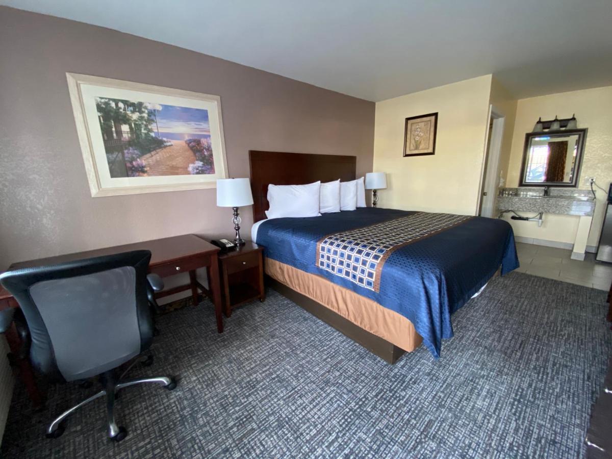 ארויו גראנדה Beachway Inn מראה חיצוני תמונה
