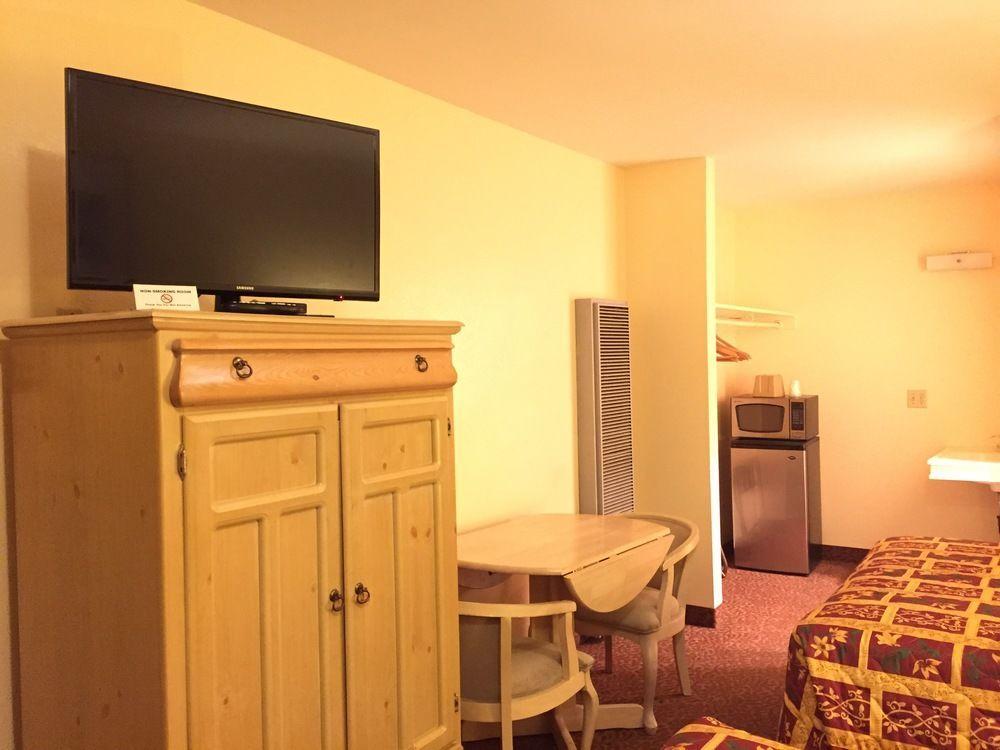 ארויו גראנדה Beachway Inn מראה חיצוני תמונה