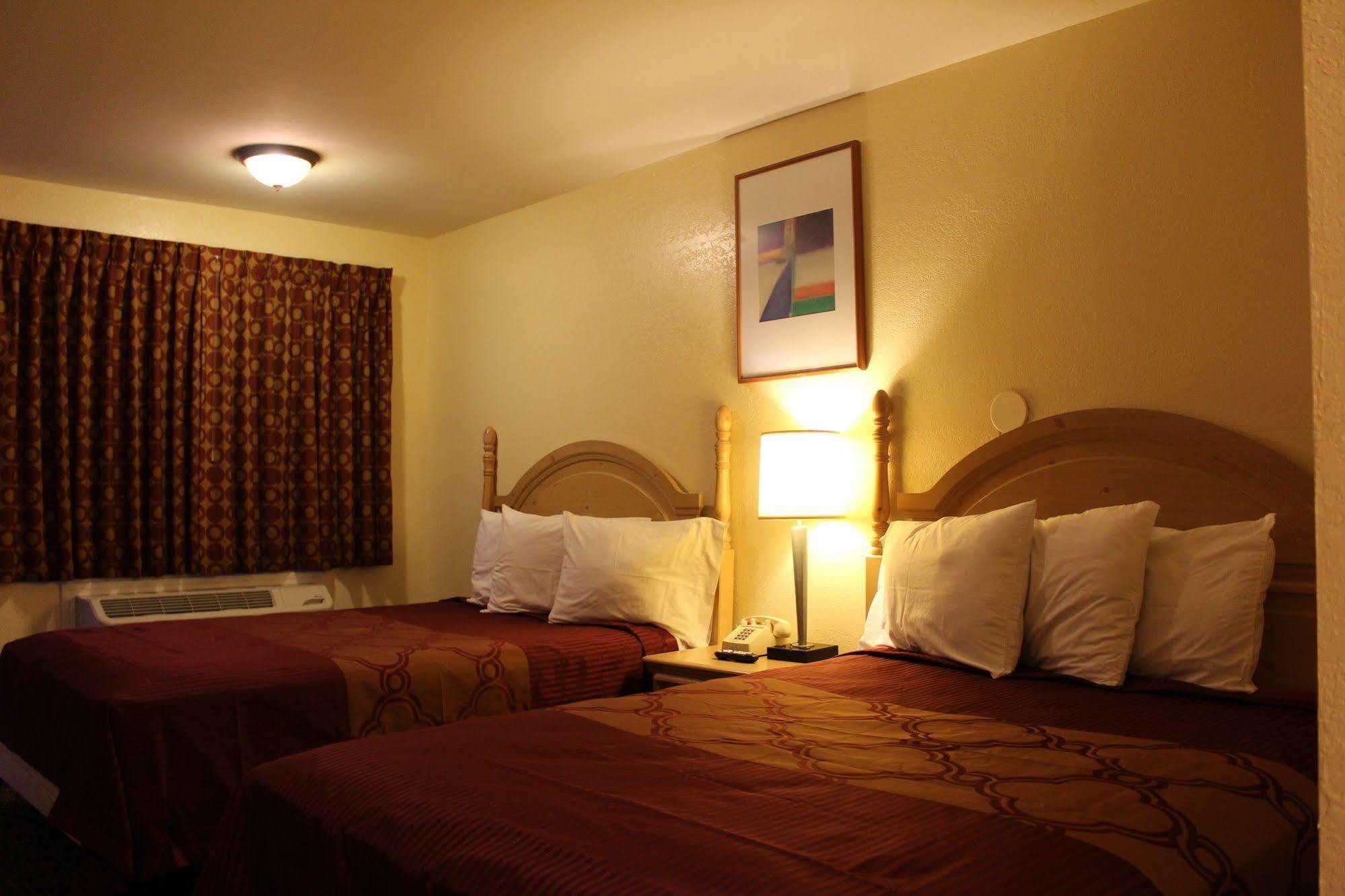ארויו גראנדה Beachway Inn מראה חיצוני תמונה